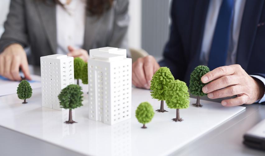 Business professionals or EB5 project developers planning a real estate development project for Eb5 regional center investment.